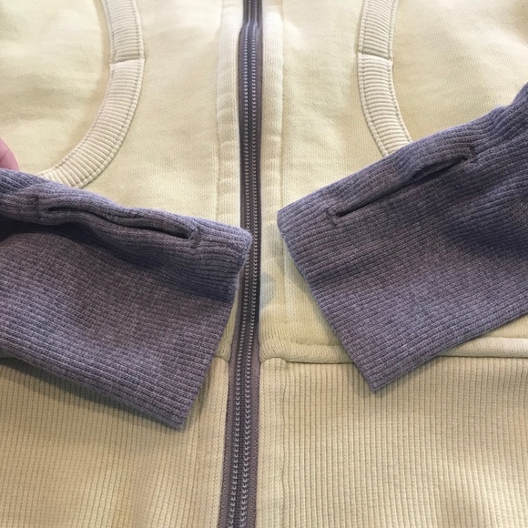 💙50% Off Sale💙 Lululemon Scuba Hoodie - Picture 4 of 6
